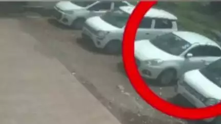 खेड: मेदनकरवाडीत भर दिवसा चोरट्यांनी लांबवला रिक्षा