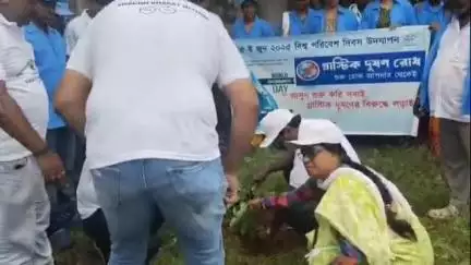 ডেবরা: ডেবরা ব্লক প্রশাসন ও ডেবরা সুপার স্পেশালিটি হাসপাতালের উদ্যোগে বিশ্ব পরিবেশ দিবস পালন, উপস্থিত BDO সহ অন্যরা