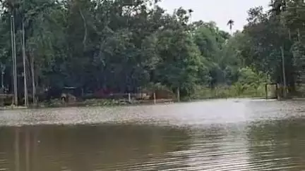 ধর্মনগর: জলমগ্ন কদমতলা কুর্তি  বিধানসভার সাতসঙ্গম গ্রাম পঞ্চায়েত এলাকা,দুর্ভোগ ওই এলাকার এলাকাবাসীদের #jansamasya