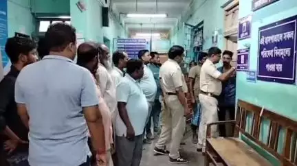 নওদা: কোদালকাটি গ্রামে জমির পাট নষ্ট হওয়াকে কেন্দ্র করে দু'পক্ষের গণ্ডগোলের জেরে চলল গুলি; জখম একাধিক, আটক 1