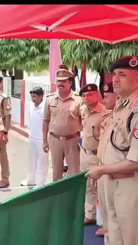 पुलिस लाइन में अपराधियों पर लगाम कसने और जाम से मुक्ति दिलाने के लिए कमिश्नर द्वारा रेसर बाइकों का किया गया लॉन्च