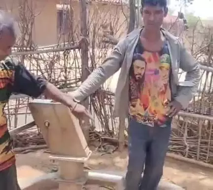 चुरहट: चुरहट विधानसभा क्षेत्र: मोहनी सहित अन्य गांवों में हैंडपंप खराब, ग्रामीणों ने की मरम्मत की मांग