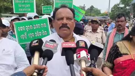 ବାରିପଦା ମ୍ୟୁନିସିପାଲଟି: ବିଶ୍ୱ ପରିବେଶ ଦିବସରେ ବାରିପଦା ସକାଳ ପରିବା ମାର୍କେଟରେ ସଚେତନତା କାର୍ଯ୍ୟକ୍ରମ; ମତ ଦେଲେ ବାରିପଦା ବିଧାୟକ