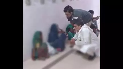 गया टाउन सीडी ब्लॉक: 11 माह की बच्ची से दुष्कर्म: बिहार शर्मसार, मगध मेडिकल में कांग्रेसियों ने परिजनों से मुलाकात की, आरोपी को फांसी की मांग