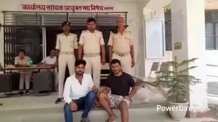 कहरा: उत्पाद पुलिस ने छापेमारी कर 2 शराबियों को किया गिरफ्तार, सहरसा कोर्ट में पेश कर आगे की कार्रवाई जारी