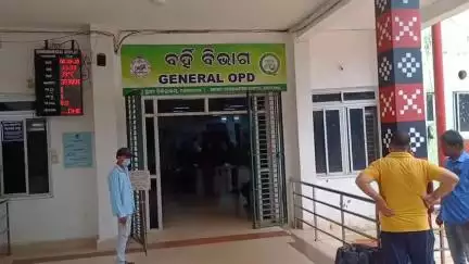 ଢେଙ୍କାନାଳ ସଦର: ବାଇକ କିଣି ନ ଦେବାରୁ କାଙ୍କଡପାଳ ଗ୍ରାମ ମାମୁଁ ଘରେ ରସିରେ ଝୁଲି ପଡିଲେ ନାବାଳକ