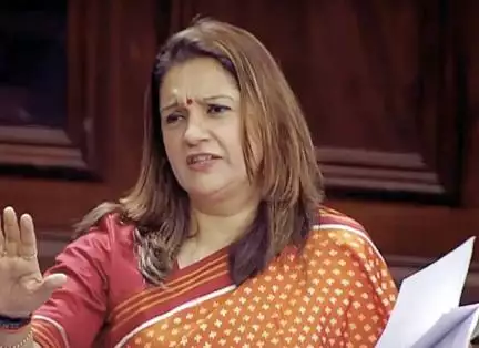 प्रियंका चतुर्वेदी ने उतारी बिलावल भुट्टो की नकल, ‘बुज़दिल’ शब्द के मायने बताकर पाकिस्तान को घेरा