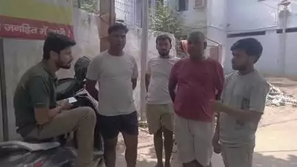 हाजीपुर: राभद्र मंदिर के पास पुलिस ने घर से एक महिला का शव संदिग्ध हालत में बरामद किया