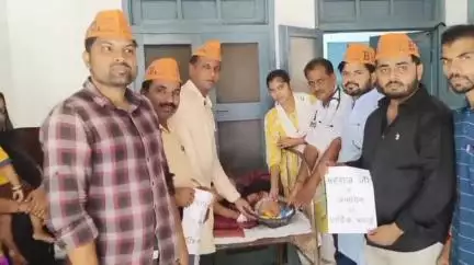 बांसडीह: बांसडीह सामुदायिक स्वास्थ्य केंद्र पर मुख्यमंत्री योगी आदित्यनाथ के जन्मदिन पर आयोजित किए गए विविध कार्यक्रम