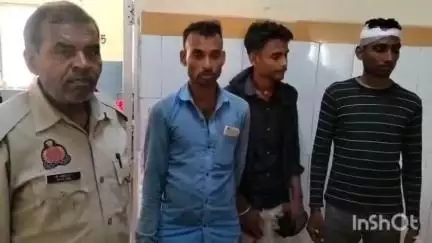 बांदा: कल्लू का पुरवा गांव में एक दुकानदार को 4 लोगों ने मारपीट कर किया घायल, घायल को जिला अस्पताल में भर्ती कराया गया
