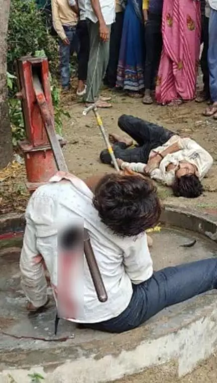 यूपी के सीतापुर में सड़क हादसे में हैंडपंप का हत्था हुआ युवक के गले के आर-पार, मौत