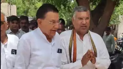 सूरतगढ़: कांग्रेस ने सूरतगढ़ में बिजली, पानी और सफाई व्यवस्था को लेकर ADM को दिया ज्ञापन, समाधान न होने पर आंदोलन की चेतावनी
