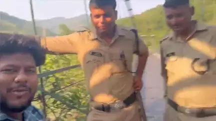 POLICE KA ACCHA KAAM EK BAAR FIR SAMNE AYA