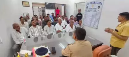 લાઠી: લાઠીમાં સીટી પોલીસ ખાતે શાંતિ સમિતિની બેઠક યોજાઈ