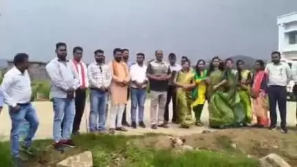 डिंडौरी: करंजिया में विश्व पर्यावरण दिवस पर बीजेपी कार्यकर्ताओं ने किया पौधारोपण, दिया संदेश