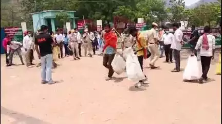 तिलौथू: विश्व पर्यावरण दिवस पर मां तुताला भवानी परिसर में स्वच्छता एवं पौधारोपण अभियान, सैकड़ों लोगों ने लिया भाग