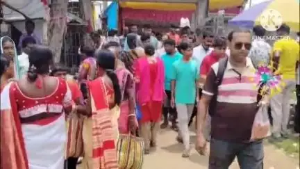 আরামবাগ: দশহরা উপলক্ষে প্রাচীন ঐতিহ্যবাহী মনসাডাঙ্গার মন্দিরে মহা সারম্বরে পুজো হলো মা মনসার
