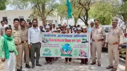 मौदहा: कुनेहटा में विश्व पर्यावरण दिवस पर मानवाधिकार सुरक्षा व अपराध निरोधक संगठन और भारतीय किसान यूनियन ने निकाली रैली