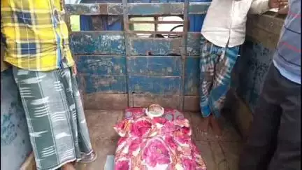 মঙ্গলকোট: পারিবারিক বিবাদের জেরে বৃদ্ধকে গলা টিপে শ্বাসরোধ করে খুন করার অভিযোগ উঠলো,ঘটনাকে কেন্দ্র করে উত্তেজনা ছড়ালো পালিশগ্রামে