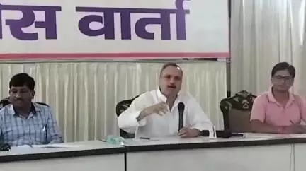 रामपुर: रूस से भारत लौटे रज़ा लाइब्रेरी के डायरेक्टर ने रज़ा लाइब्रेरी कैंपस में प्रेस वार्ता कर मीडिया को दी जानकारी