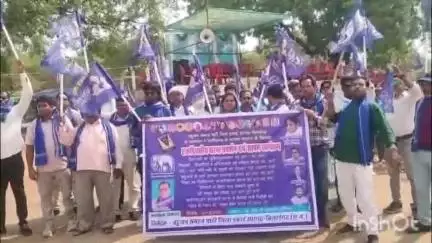पुराना बस स्टैंड से बहुजन समाज पार्टी ने शिक्षा, किसान और सतनामी समाज के मुद्दों पर किया प्रदर्शन