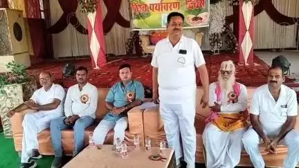 गरौठा: गुरसरांय में मॉर्निंग ग्रुप के तत्वाधान में विश्व पर्यावरण दिवस पर गोष्ठी का आयोजन, किया गया वृक्षारोपण