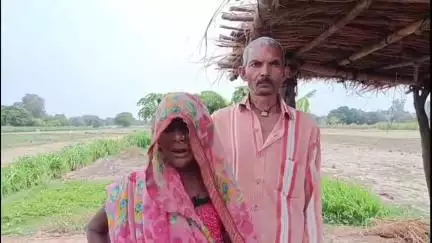 मंझनपुर: रामपुर बसोहरा में सरकारी आवास का झांसा देकर गरीब की जमीन हड़पने का आरोप, पुलिस से की गई शिकायत