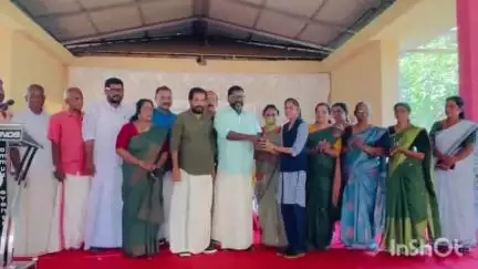അടൂര്‍: പന്തളം തെക്കേക്കര പഞ്ചായത്തിലെ 'ചങ്ങാതിക്കൊരു മരം' പദ്ധതി തട്ട SKVUP സ്കൂളിൽ ഡെപ്യൂട്ടി സ്പീക്കർ ഉദ്ഘാടനം ചെയ്തു