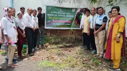 मंडला: पीएम श्री शासकीय कन्या उच्चतर माध्यमिक विद्यालय महाराजपुर में विश्व पर्यावरण दिवस पर पौधारोपण कार्यक्रम आयोजित