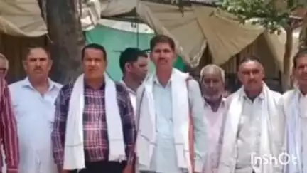 रेवाड़ी: विश्व पर्यावरण दिवस पर पूर्व मंत्री डॉ. बनवारी लाल ने बावल विधानसभा क्षेत्र के गांव कमालपुर मे किया त्रिवेणी रोपण