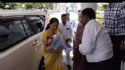 टिहरी: जनपद टिहरी की नव नियुक्त जिलाधिकारी निकिता खंडेलवाल ने संभाला पदभार