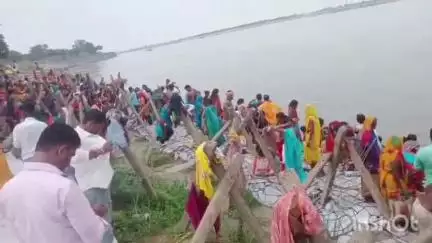 पटोरी: गंगा दशहरा पर पटोरी अनुमंडल के गंगा घाटों पर उमड़ा श्रद्धालुओं का सैलाब, लगाई आस्था की डुबकी