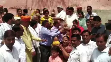 सूरजगढ़: शादिनाथ तालाब परिसर में जिला कलक्टर ने गंगा दशहरा पर्व पर वंदे गंगा जल संरक्षण अभियान का शुभारंभ किया