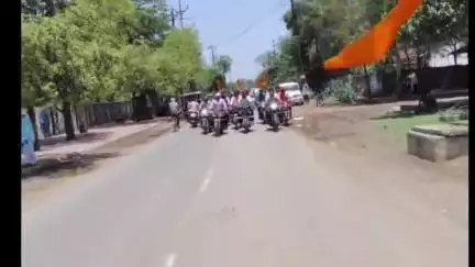 दमोह: हिंदू संगठनों ने बाइक रैली निकालकर गौ हत्या का विरोध किया, कलेक्टर को सौंपा ज्ञापन