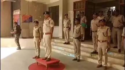 आदित्यपुर गम्हरिया: डीआईजी कोल्हान पहुंचे समाहरणालय स्थित पुलिस अधीक्षक कार्यालय, दिए कई दिशा-निर्देश