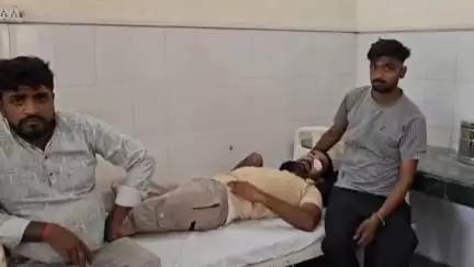बाह: गुंगावली में क्रिकेट खेलते समय विवाद, युवक मारपीट में गंभीर रूप से घायल