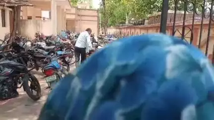 महरौनी। तहसील महरौनी में रोज लग रहा जाम, आमजन परेशान जिम्मेदार मौन