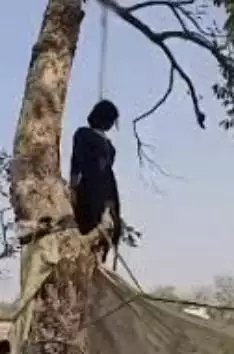 बिहार के सीतामढ़ी में गैंगरेप के बाद पांच लोगों ने की नाबालिग की हत्या, पेड़ से लटकाया शव