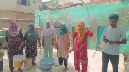 नूह: पुन्हाना के वार्ड नंबर 8 में 4 महीने से नही आ रहा पीने का पानी, प्रशासन को रोड जाम करने की दी चेतावनी#jansmasya