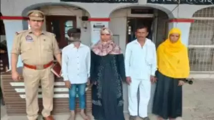 बिलग्राम: घर से लापता 12 वर्षीय बालक को बिलग्राम पुलिस ने खोज निकाला, परिजनों के सुपुर्द किया
