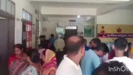 मोहनपुर: सरारी गांव में ज़मीन विवाद में तीन भाइयों और भतीजे ने मिलकर शिक्षक की कर दी हत्या