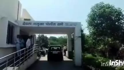 येवला: पिंपळखुटे येथे बारामती ॲग्रो कंपनीच्या वजन काट्याजवळ वेट ब्रिजमध्ये अफरातफर करून फसवणूक करणाऱ्या विरोधात गुन्हा दाखल