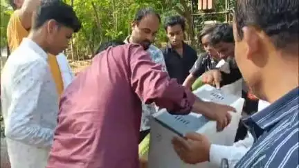 खंडवा नगर: खंडवा के बड़े कब्रिस्तान में मुस्लिम समाज ने सीसीटीवी लगाने का काम शुरू किया