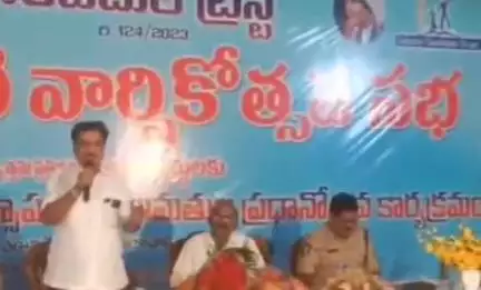 కళ్యాణదుర్గం: మాజీ ఎంపీ తలారి రంగయ్య పాదయాత్ర కాదు, మోకాళ్ళ యాత్ర చేసినా ప్రజలు నమ్మరు: ఎమ్మెల్యే సురేంద్రబాబు