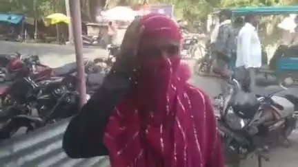 पट्टी: कोहराव गांव में घर के सामने बिजली का तार खींचने से मना करने पर महिला की पिटाई