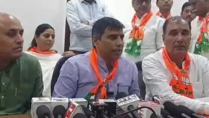 रोहतक: सेक्टर 36 भाजपा कार्यालय में शिक्षा मंत्री महिपाल ढांडा ने राहुल गांधी के हरियाणा दौरे पर कसा तंज