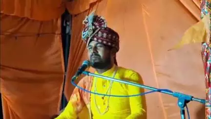 नवाबगंज: ग्राम पंचायत इचौलिया में श्रीमद् भागवत कथा के पांचवें दिन धूमधाम से मनाया गया भगवान श्री कृष्ण का जन्मदिन
