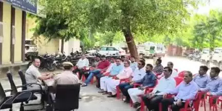 निवाई: आगामी त्यौहार ईद उल अजहा को लेकर निवाई थाना परिसर में आयोजित हुई सीएलजी की बैठक