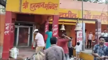 कन्नौज जनपद के छिबरामऊ कस्बे में सिद्धपीठ मां कालिका देवी मंदिर में भंडारे का आयोजन।