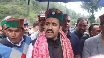 कुल्लू: घीयागी से ओट डबल लेन सड़क निर्माण के लिए 800 करोड़ की डीपीआर, लोक निर्माण विभाग मंत्री विक्रमादित्य सिंह ने दी जानकारी